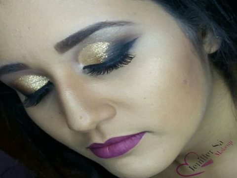 Maquiagem e Penteado Profissional Jeniffer Sá - No bairro Buritis — foto 12