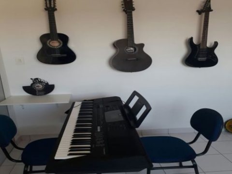 D & M Instituto Musical - Escola de Música no Bairro Buritis Belo Horizonte MG — foto 1