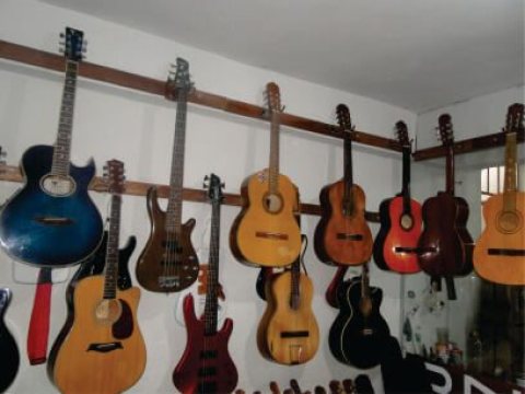 LUTHIER DNS | Loja de instrumento no bairro Betânia — foto 10