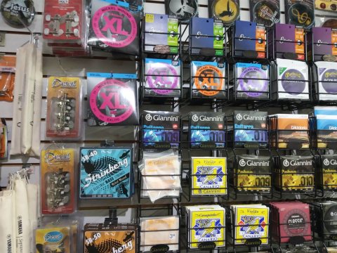 DNS Music - loja de instrumentos musicais e acessórios no Bairro Betânia — foto 2