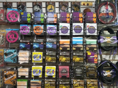 DNS Music - loja de instrumentos musicais e acessórios no Bairro Betânia — foto 1