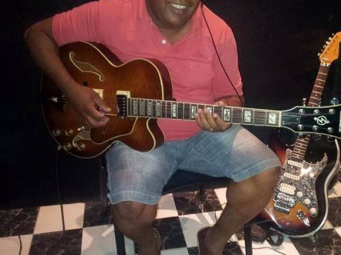 Aulas de violão e guitarra em domicìlio no Bairro Betânia - Ballu Guita-músico freelancer em BH — foto 3