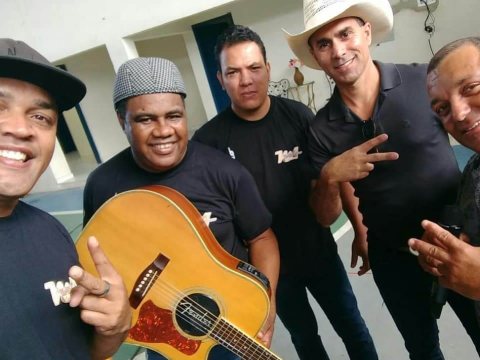 Aulas de violão e guitarra em domicìlio no Bairro Betânia - Ballu Guita-músico freelancer em BH — foto 12